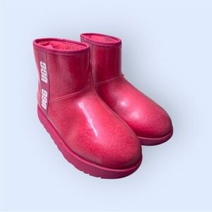 Ugg Womens Classic Clear Mini Waterproof Cold
Weather Winter Boots
